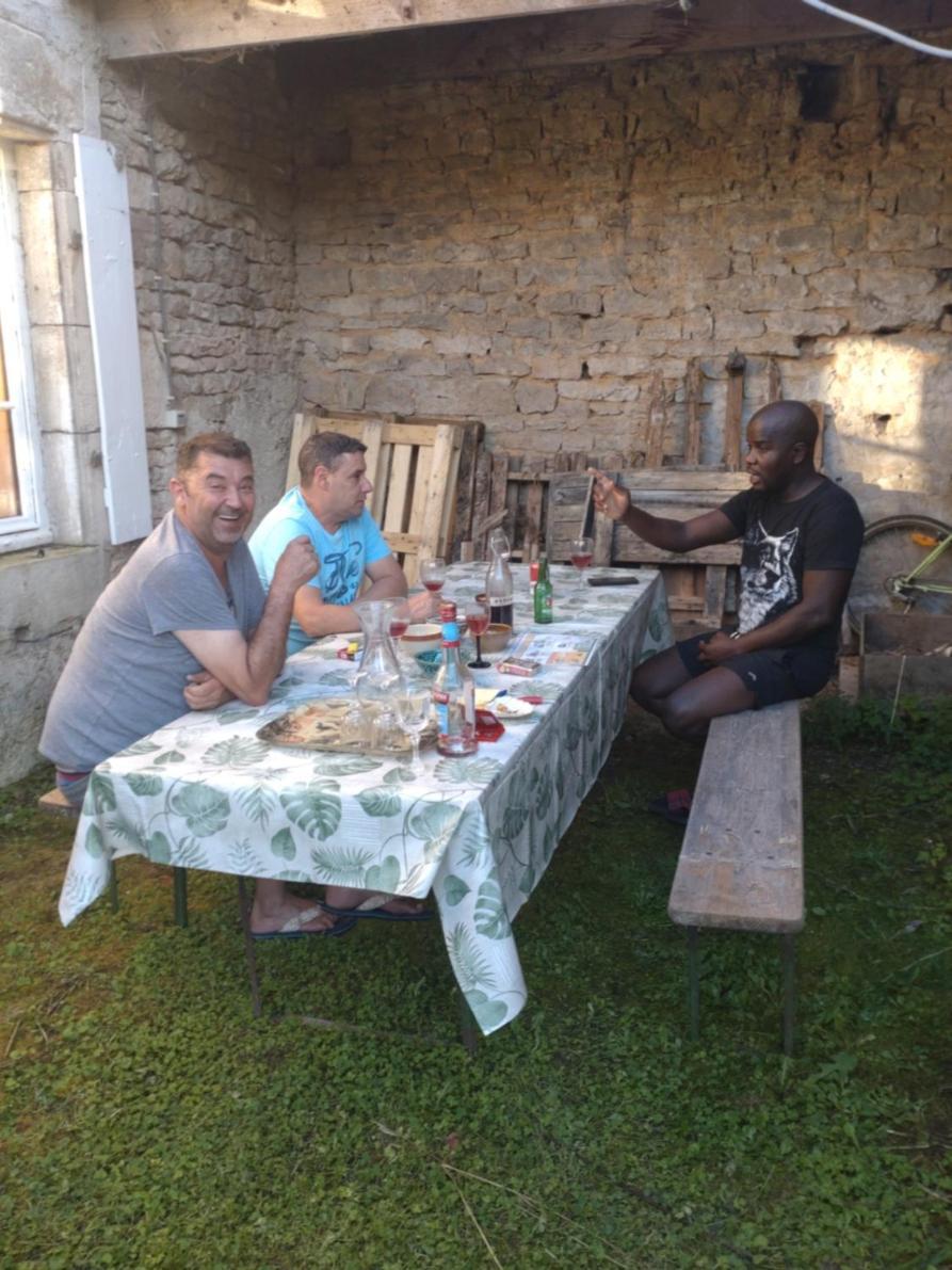 Gite Meuble 6 Personnes 2 Etoiles Haute Cote D'Or Proche Des Merveilles Touristiques Saint-Marc-sur-Seine Dış mekan fotoğraf